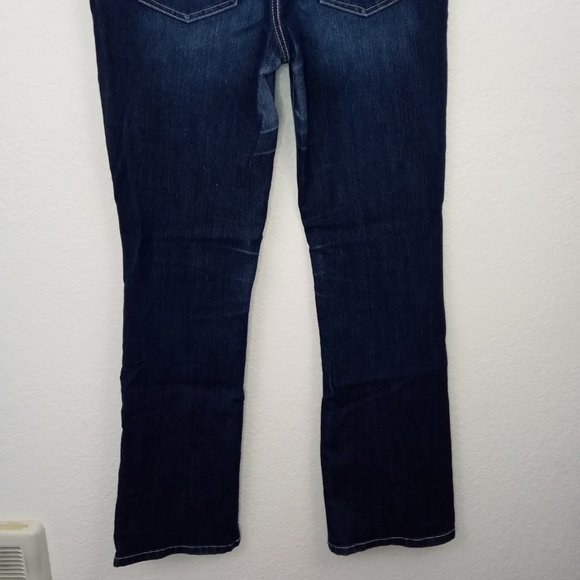 Nine West Dark Wash West End Fit Bootcut Jeans 4 - Picture 12 of 16